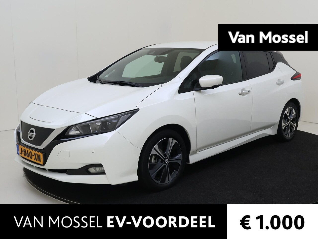 Nissan LEAF - N-Connecta 40 kWh | Navigatie | 360 Camera | Parkeersensoren | Stoel verwarming | 17 inch - AutoWereld.nl