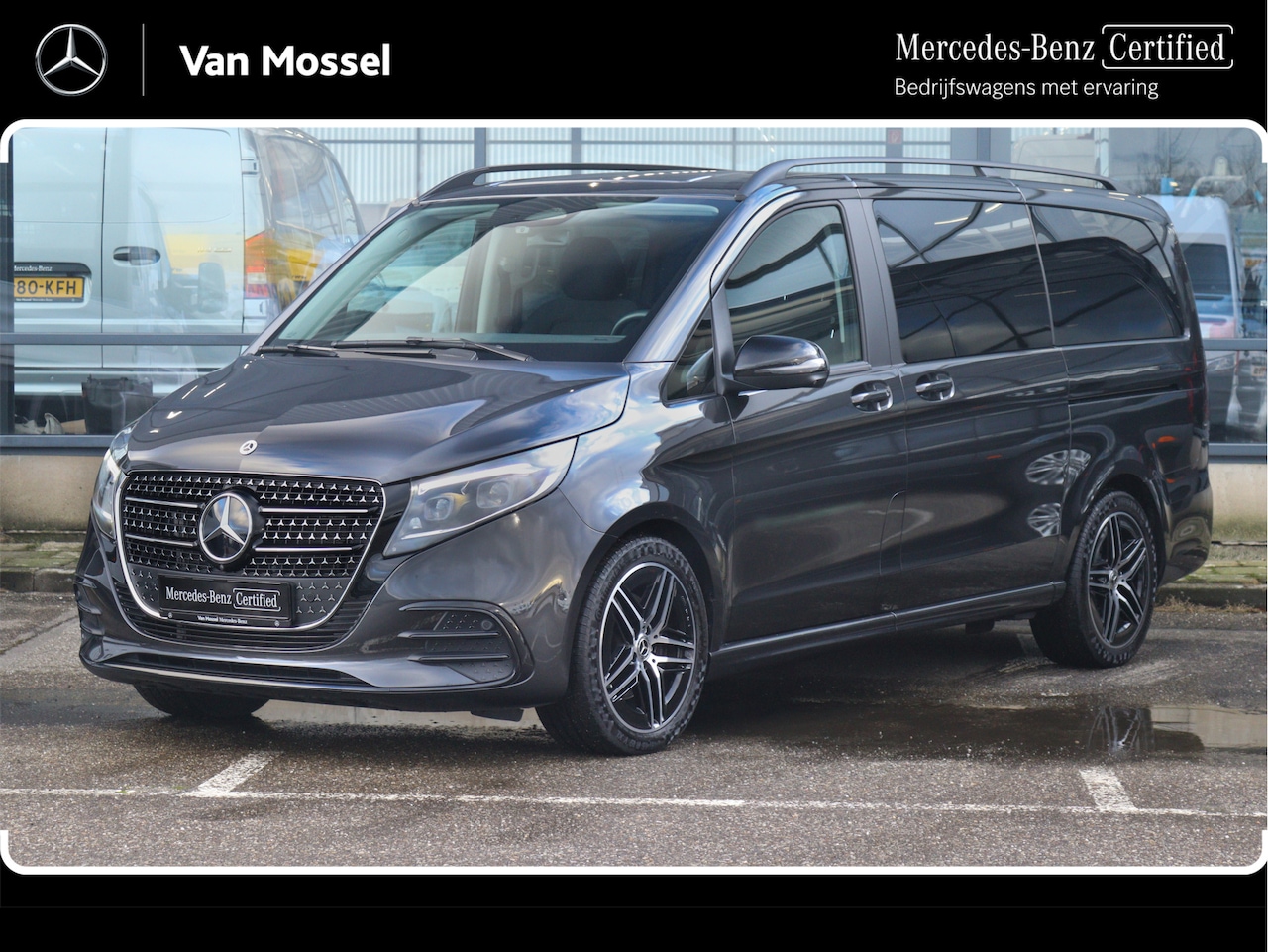 Mercedes-Benz V-klasse - V300d L2 | AMG/DISTRONIC/360˚ CAMERA | Certified - AutoWereld.nl