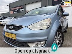 Ford Galaxy - 2.0-16V Ghia 7 Pers. met trekhaak en airco en cruise controle en goed onderhouden