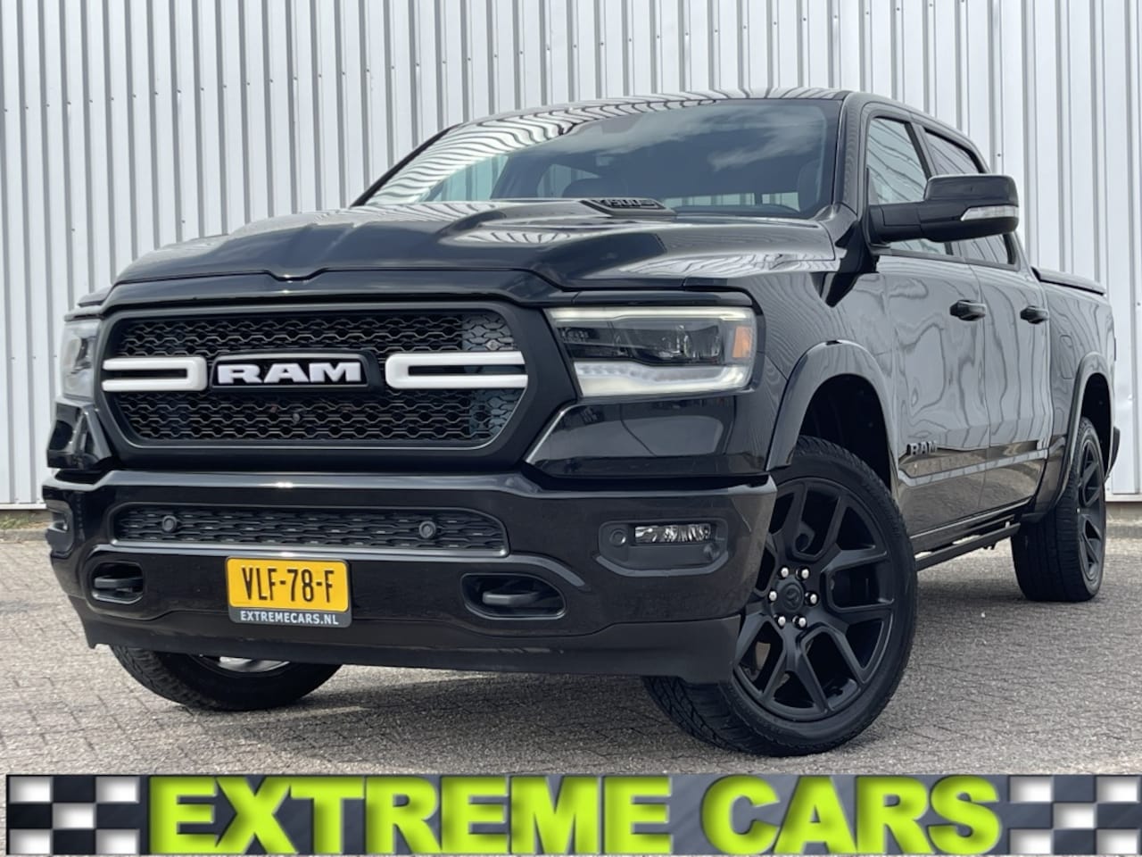 Dodge Ram Pick Up - 1500 4x4 Crew Cab Laramie Sport Night LPG - AutoWereld.nl