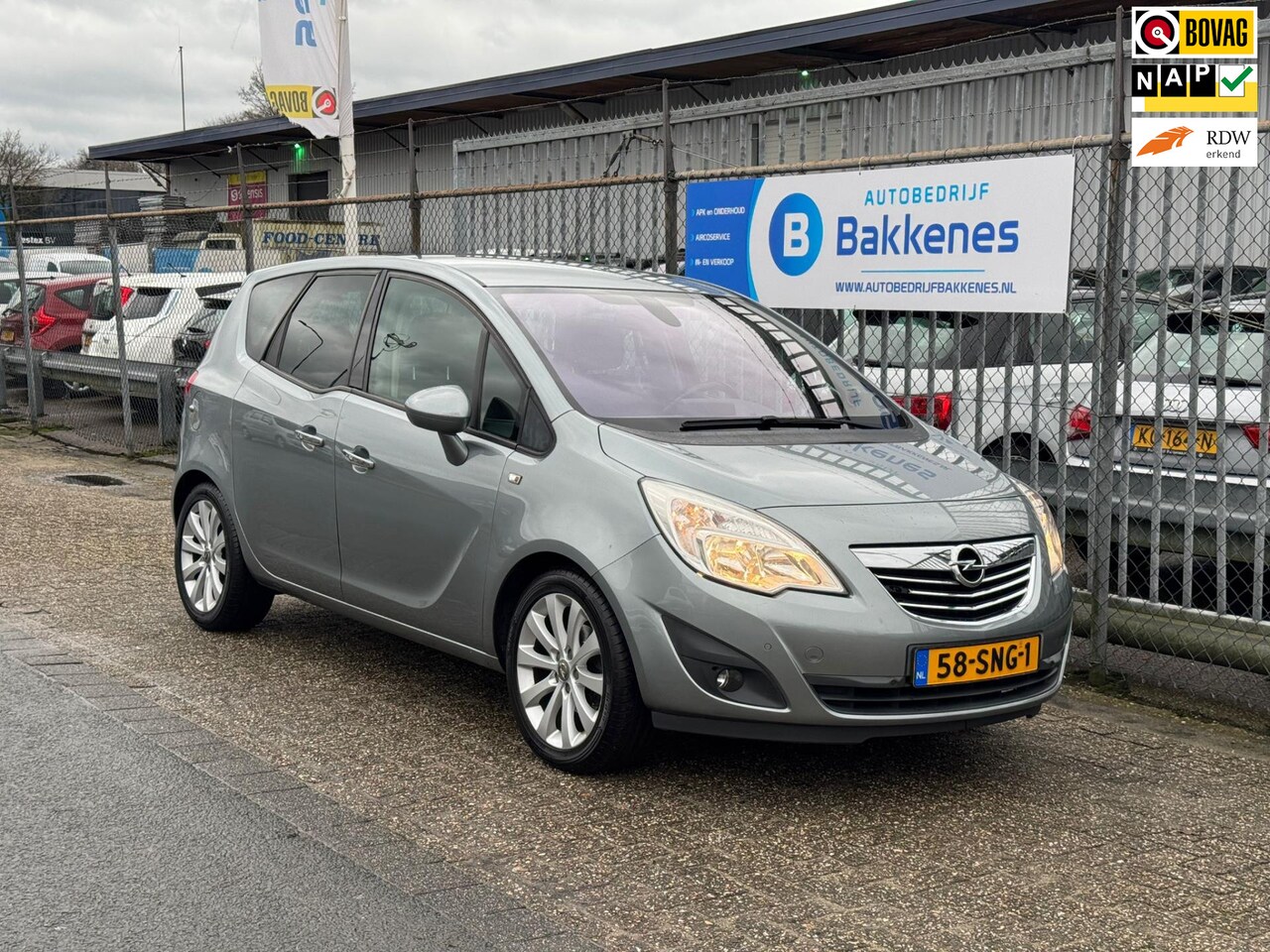 Opel Meriva - 1.4 Turbo Cosmo | Dealer onderh. | Airco | Cruise | Trekhaak - AutoWereld.nl