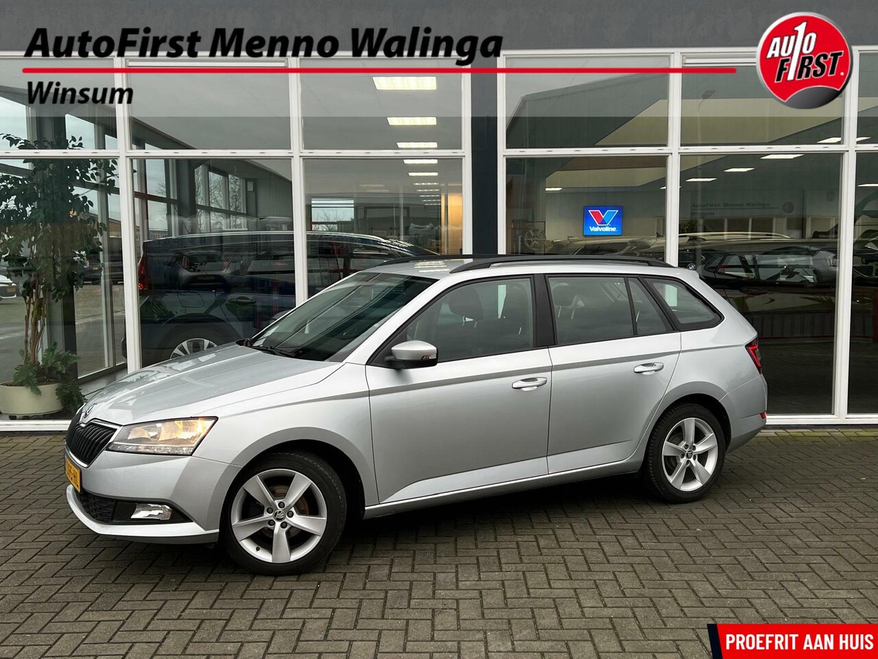 Skoda Fabia Combi - 1.0 TSI Ambition | Navi | Cruise | Airco | PDC | Trekhaak | - AutoWereld.nl