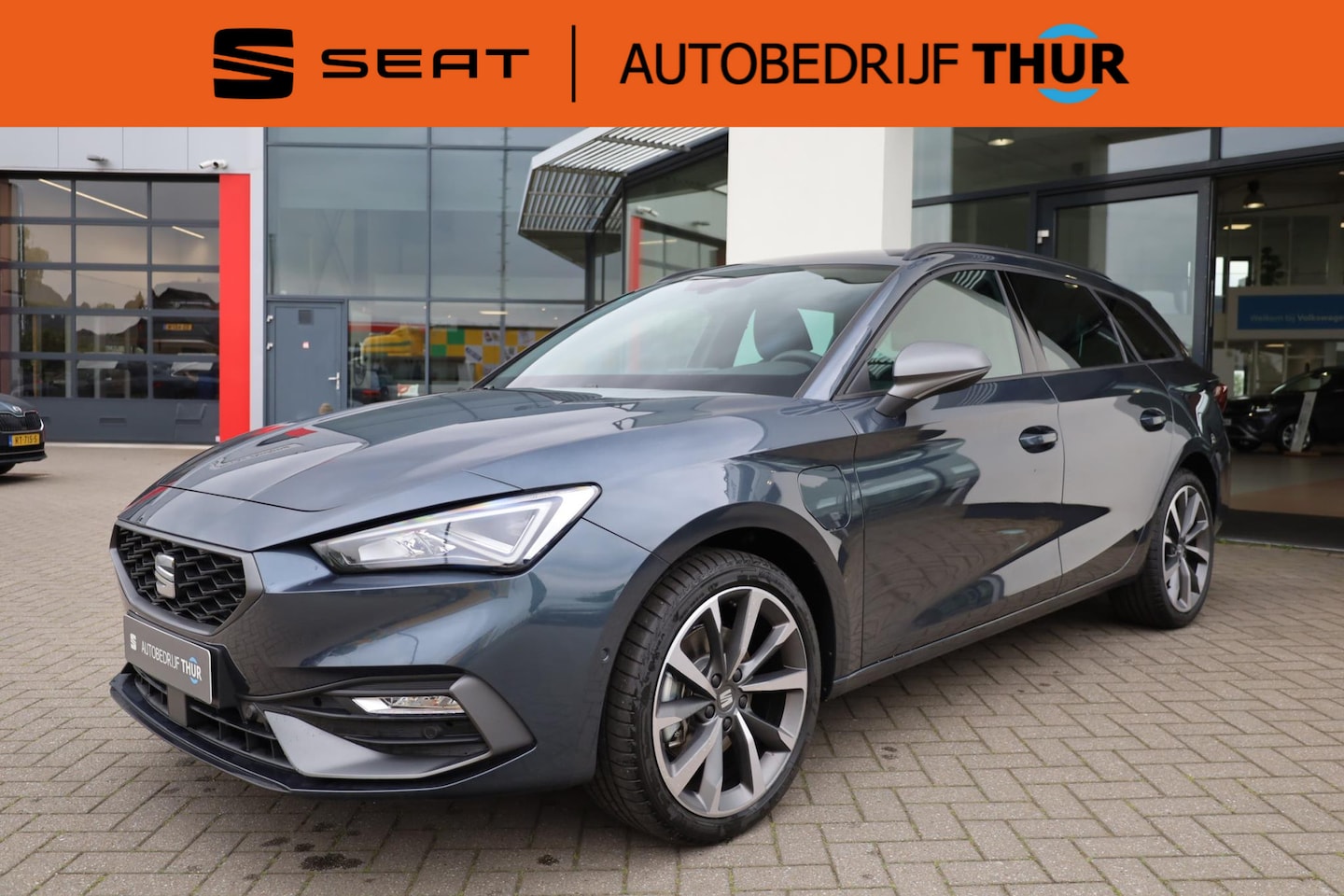 Seat Leon Sportstourer - 1.4 TSI eHybrid PHEV FR Business Intense 204PK / 150kW Achteruitrijcamera, digitaal instru - AutoWereld.nl