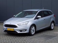 Ford Focus Wagon - 1.0 Titanium Edition 6-Bak