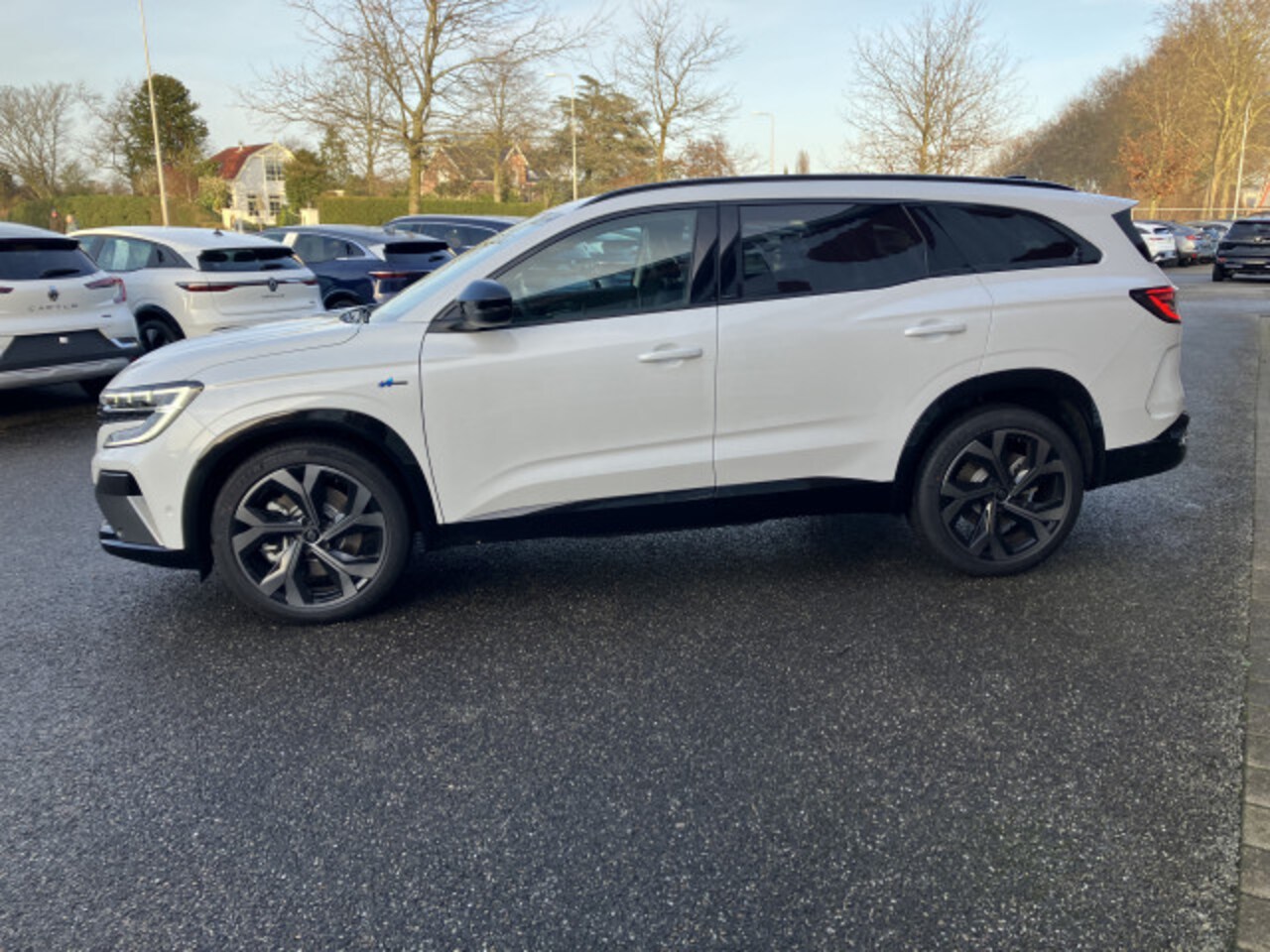 Renault Espace - E-Tech Hybrid 200 esprit Alpine 7p. - pack solid / pack harman kardon / pack around view c - AutoWereld.nl