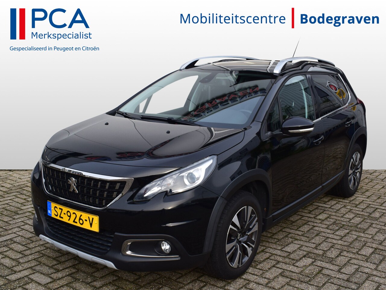 Peugeot 2008 - 1.2 PureTech Allure | Camera | Panoramadak | Navi | Climate Control - AutoWereld.nl