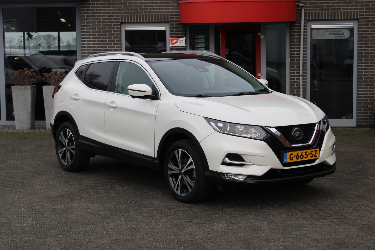 Nissan Qashqai - 1.3 DIG-T N-Connecta Navi/360 Camera/Pano Incl Garantie!! - AutoWereld.nl