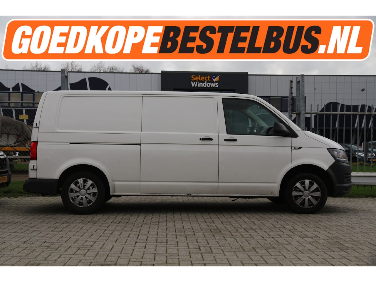 Volkswagen Transporter - 2.0 TDI 102PK / L2H1 / Trekhaak / APK 12-2015 / Airco.. - AutoWereld.nl