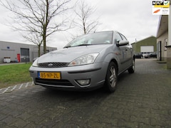 Ford Focus - 1.6-16V Trend