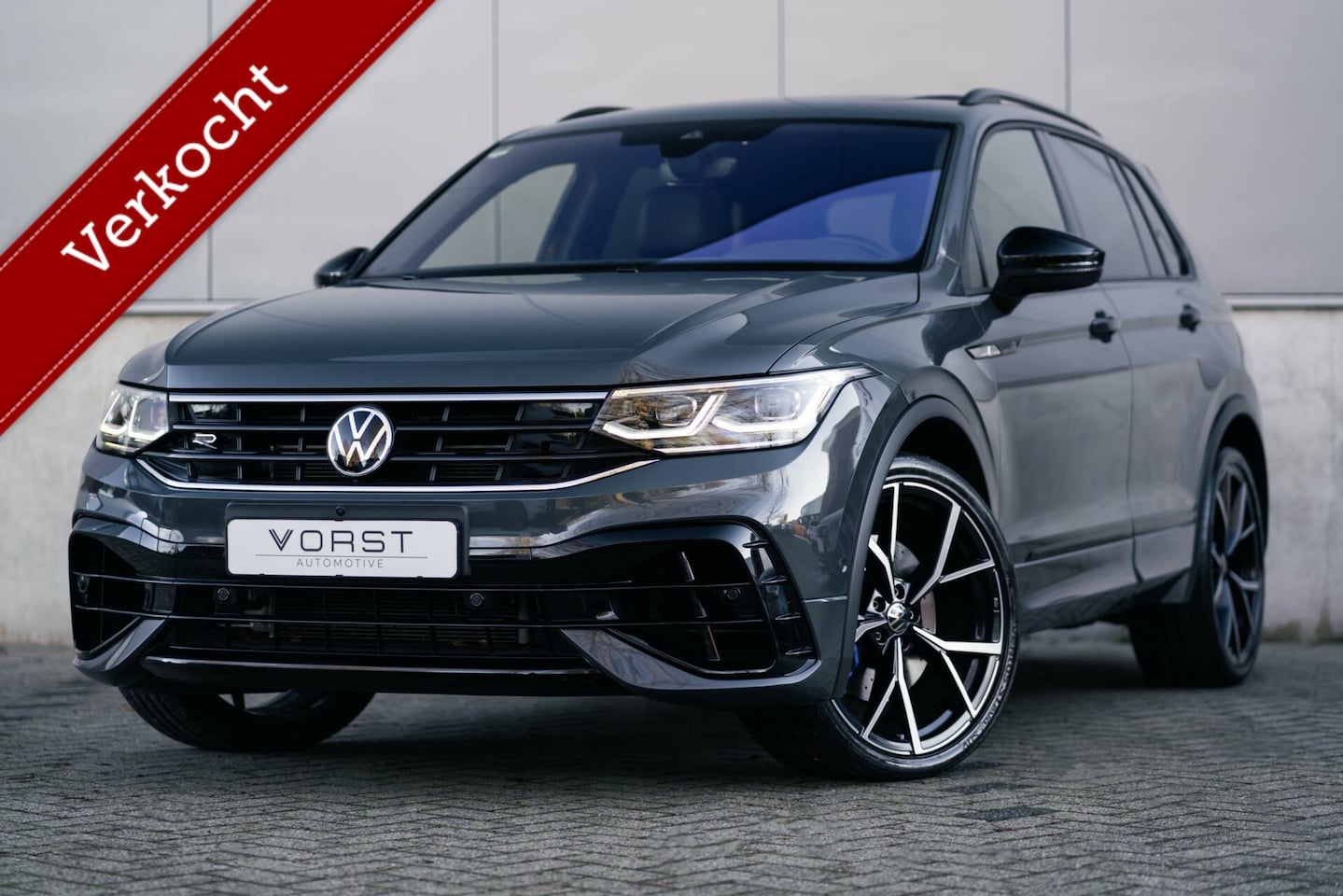 Volkswagen Tiguan - 2.0 TSI R 4Motion Garantie Akra Pano Vol - AutoWereld.nl