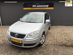 Volkswagen Polo - 1.4-16V Turijn*NieuweApk*Airco*LM