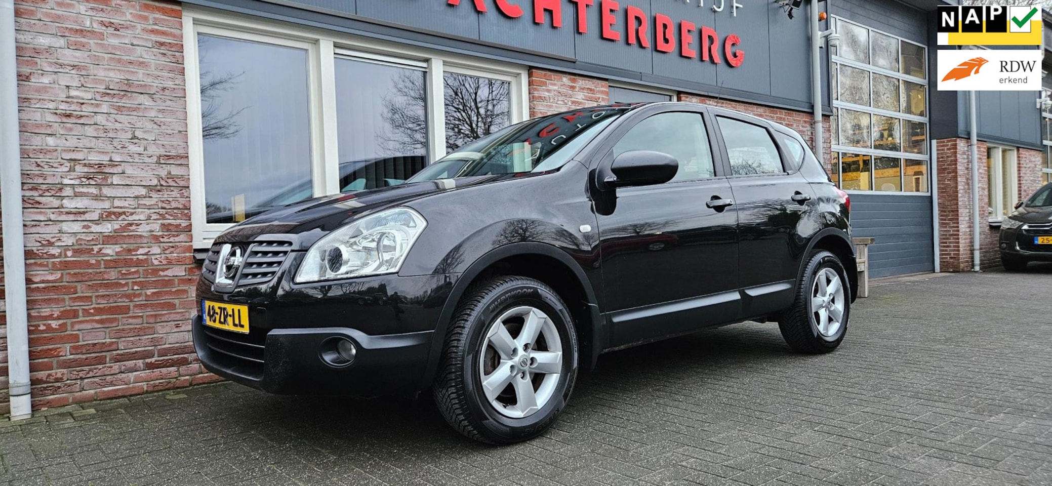 Nissan Qashqai - 2.0 Tekna Trekhaak! Airco/Clima! Cruise Control! 140PK! Nette Auto! - AutoWereld.nl