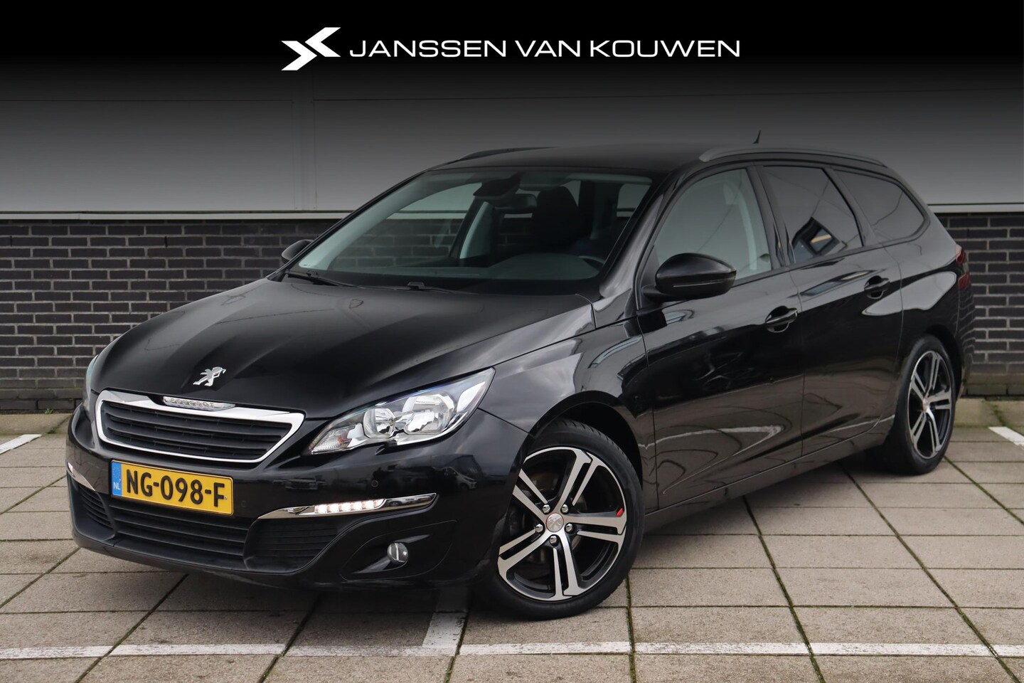 Peugeot 308 SW - 1.2 PureTech Blue Lease Executive * Panoramadak * Dealeronderhouden * ECC - AutoWereld.nl