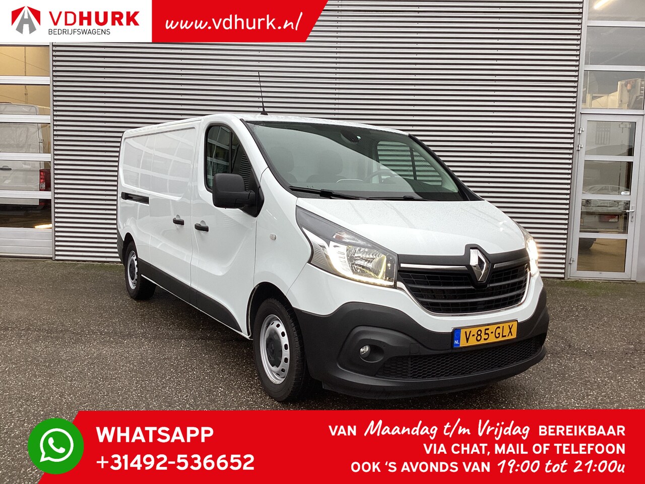 Renault Trafic - 2.0 dCi 145 pk Aut. L2 Standkachel/ Inrichting/ Stoelverw./ Omvormer/ Carplay/ Navi/ Camer - AutoWereld.nl