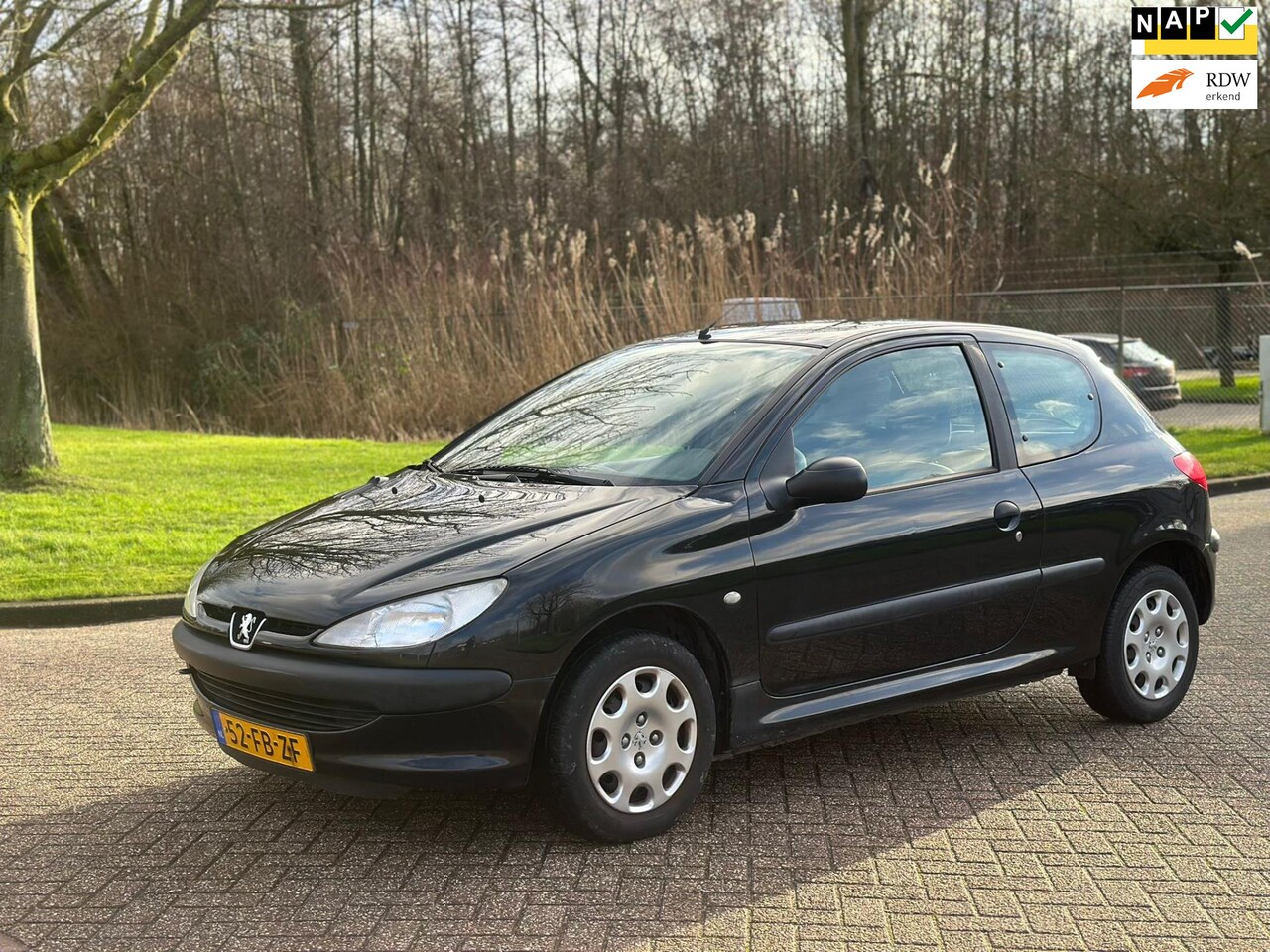 Peugeot 206 - 1.4 XR/APK TOT 11-02-2026 - AutoWereld.nl