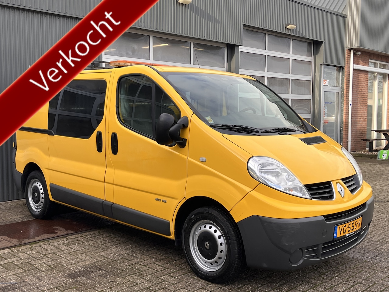 Renault Trafic - 2.0 dCi T27 L1H1 Airco Trekhaak Cruise controle Marge geen btw meer betalen - AutoWereld.nl