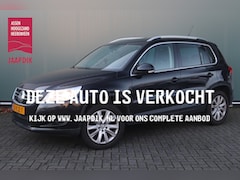 Volkswagen Tiguan - BWJ 2010 2.0 TSI 170PK Sport&Style 4Motion AUTOMAAT / TREKHAAK / 4X4 / CLIMA / CRUISE CONT