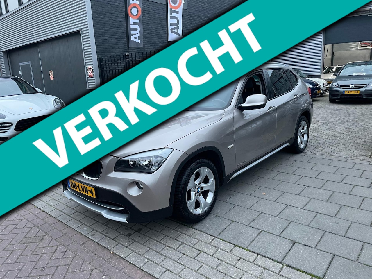 BMW X1 - SDrive18i Executive 3e Eigenaar! Trekhaak Airco NAP APK - AutoWereld.nl