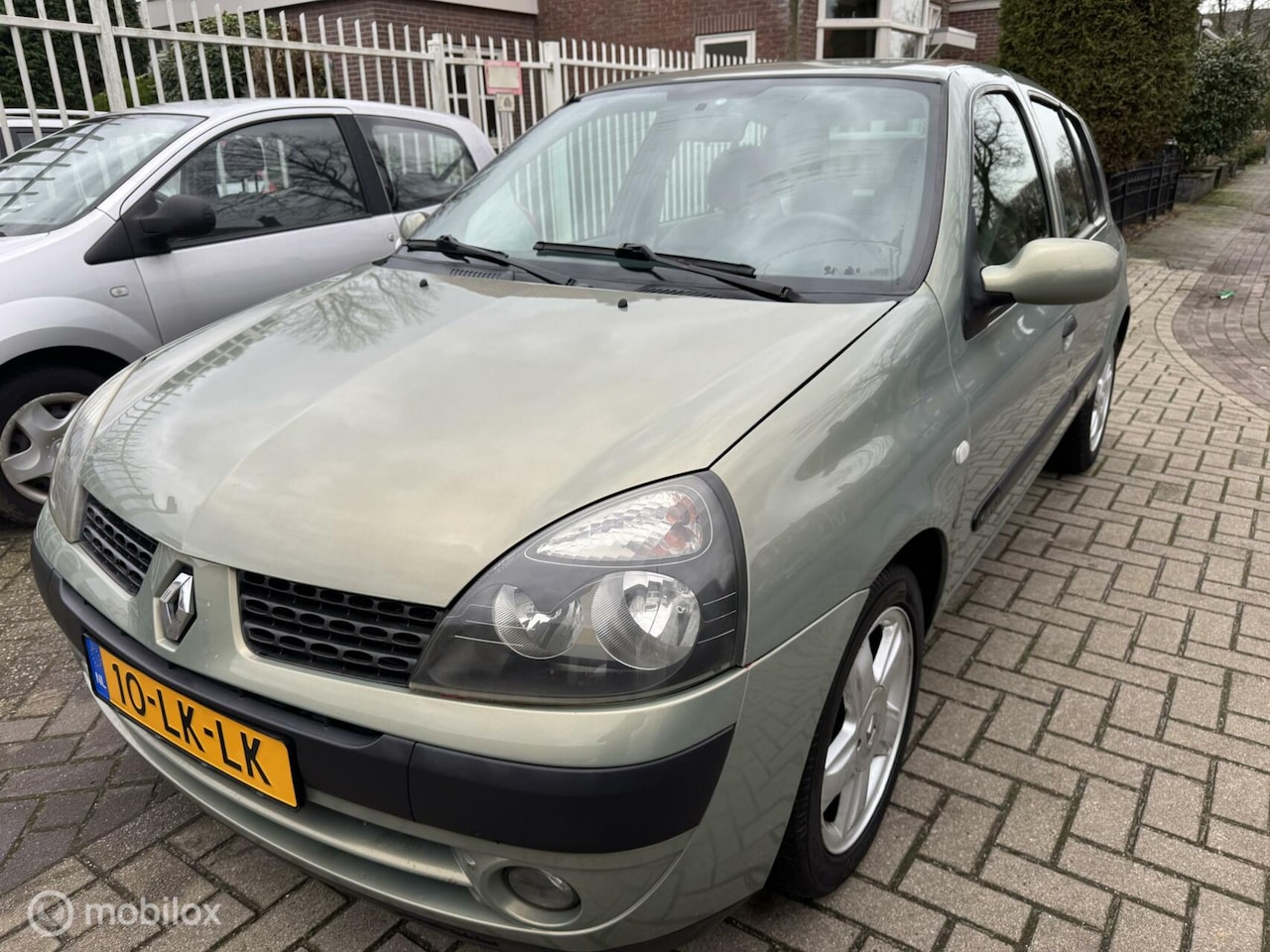 Renault Clio - 1.4-16V Privilège 1.4-16V Privilège - AutoWereld.nl