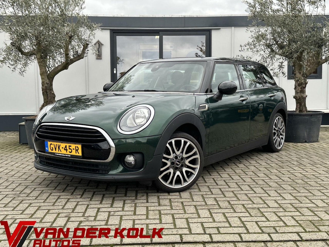 MINI Clubman - 1.5 Cooper Business Lichtmetaal Climate - AutoWereld.nl