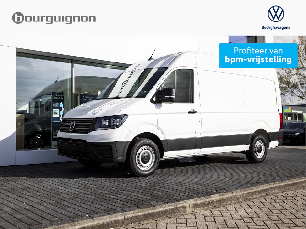 Volkswagen Crafter - Trendline L3 2.0 TDI 140 pk GVW 3.0T | 369734 | Trekhaak | App connect | Navigatie | Achte - AutoWereld.nl