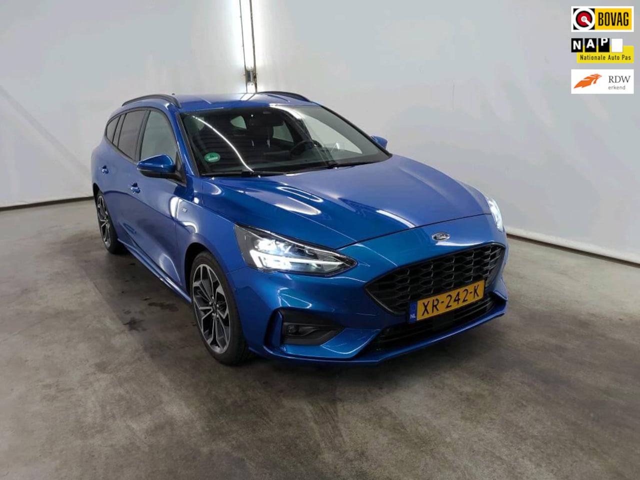 Ford Focus Wagon - 1.5 EcoBoost ST Line Business+Led+Navigatie+Camera+Helf-Leder+stuur&stoel-verw+18"lmv = SU - AutoWereld.nl