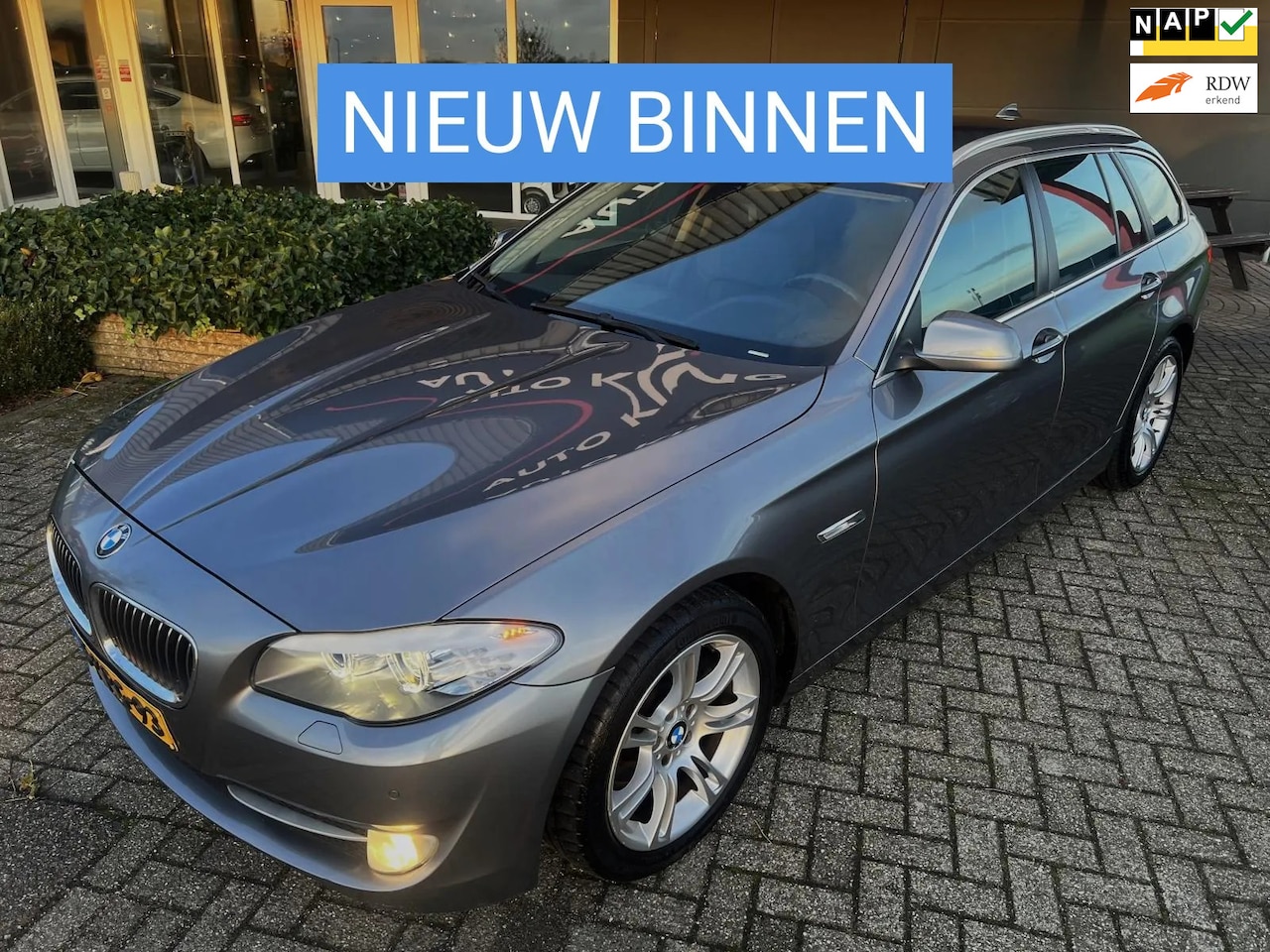 BMW 5-serie Touring - 520d HIGH EXECUTIVE 1eEIG /BTW/LEDER/NAV - AutoWereld.nl