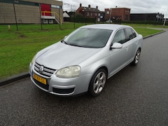 Volkswagen Jetta - 1.6 Comfortline