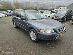 Volvo XC70 - 2.5 T Momentum