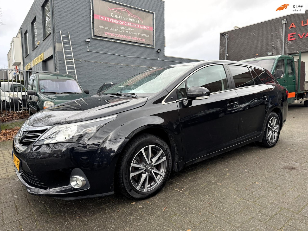 Toyota Avensis Wagon - 2.0 D-4D Business 2.0 D-4D Business - AutoWereld.nl