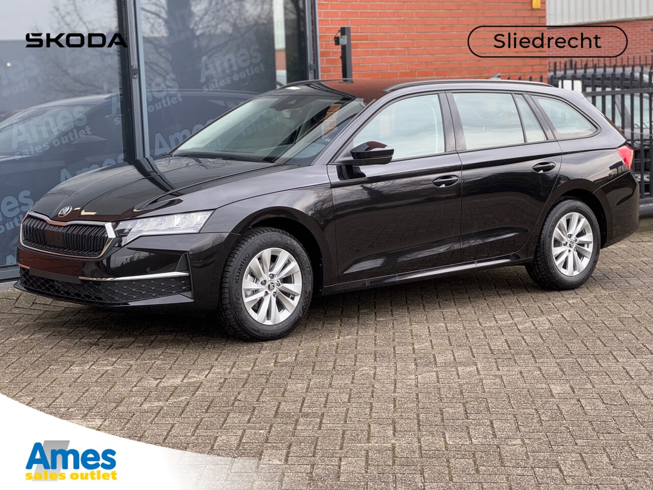 Skoda Octavia Combi - 1.5 TSI 115pk Selection | Stoelverwarming | Wireless Apple Carplay/Android Auto | Digitale - AutoWereld.nl