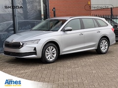 Skoda Octavia Combi - 1.5 TSI 115pk Selection | Stoelverwarming | Wireless Apple Carplay/Android Auto | Parkeers