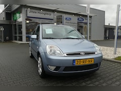 Ford Fiesta - 1.3 Futura 5 DEURS.AIRCO.TREKHAAK.NIEUWE KOPPELINGSPLATEN