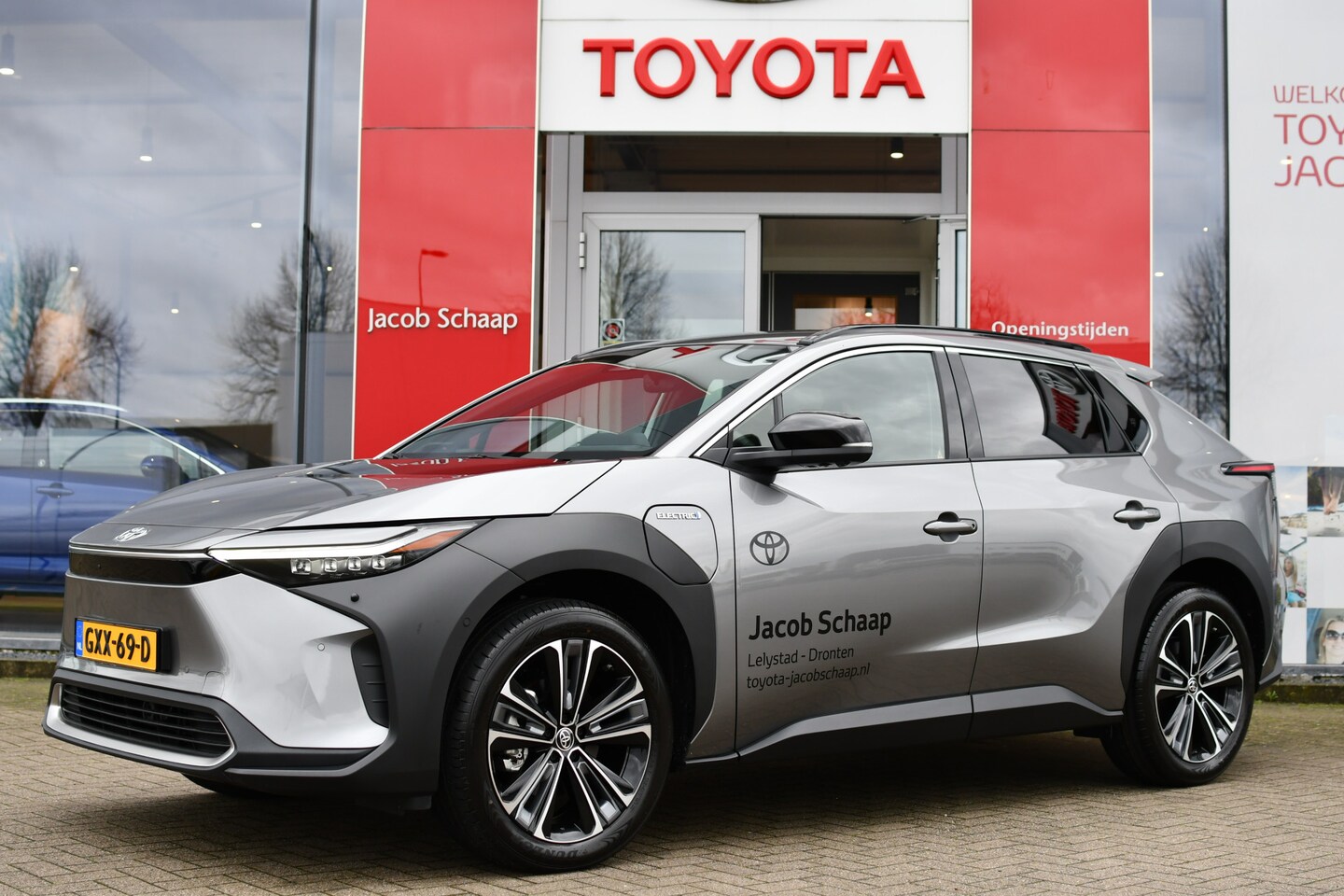 Toyota bZ4X - Premium 71 kWh Automaat 204pk | Lichtmetalen velgen 20" | PDC vóór- & achter | Navigatie | - AutoWereld.nl