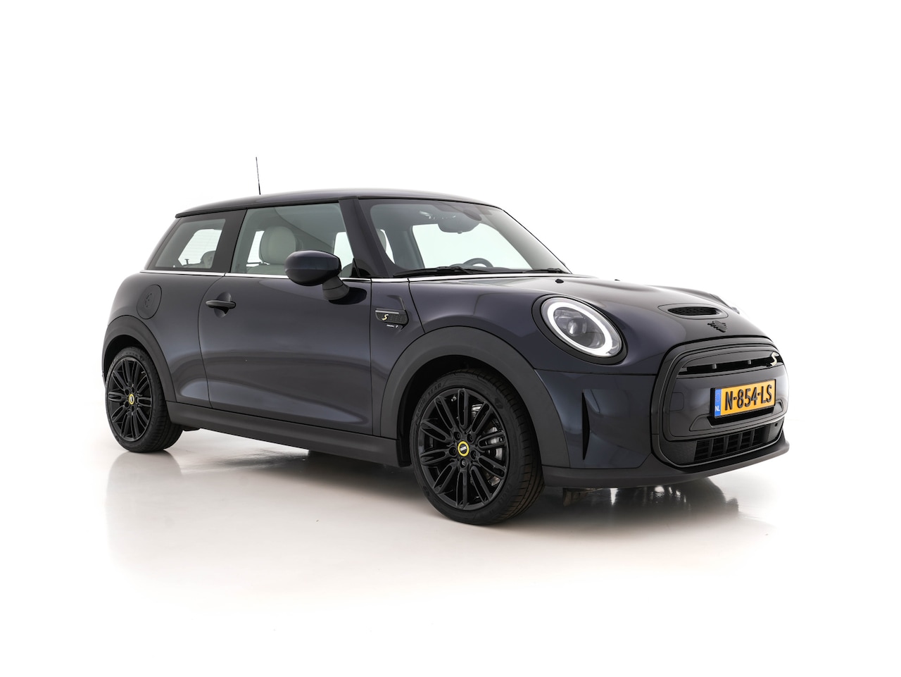 MINI Mini-Electric - Business Edition 33 kWh (INCL.BTW) *CHESTER-SATELLITE-FULL-LEATHER | FULL-LED | SPORT-SEAT - AutoWereld.nl