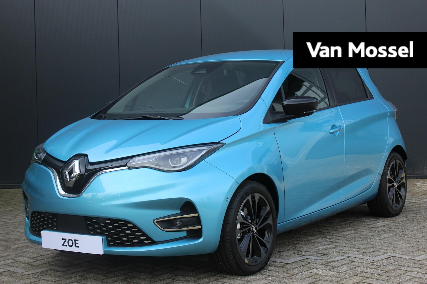 Renault Zoe - R135 Iconic 52 kWh | Navigatie | Apple & Android Carplay | Parkeersensoren & Camera | Stoe - AutoWereld.nl