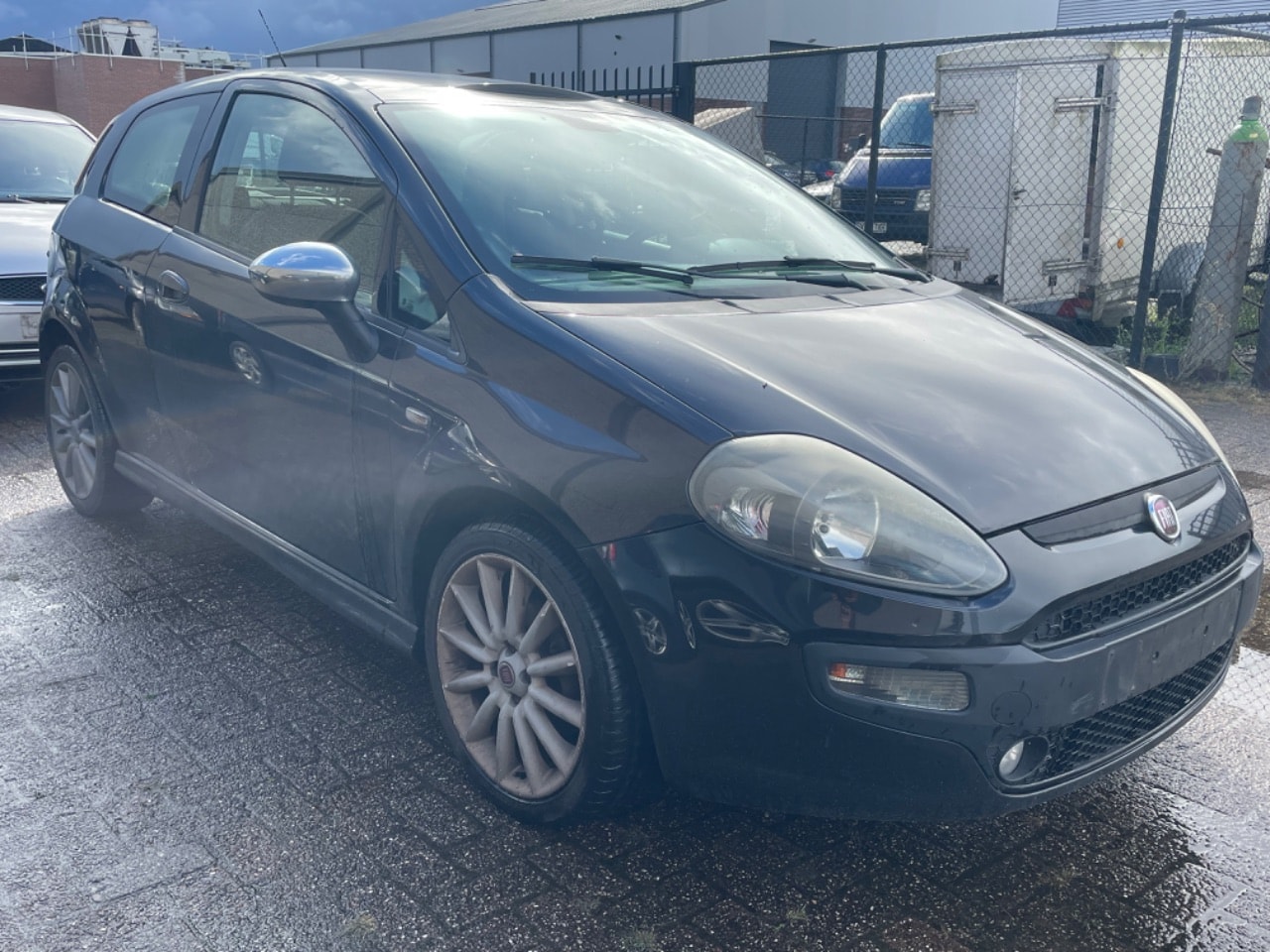 Fiat Punto Evo - 1.3-16V MultiJet Dynamic *PANO | AIRCO | SPORT-SEATS | 16''ALU* - AutoWereld.nl