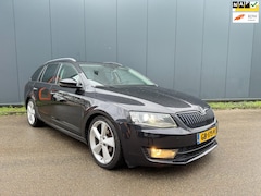 Skoda Octavia Combi - 1.6 TDI Ambition Businessline automatic