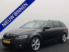 Skoda Octavia Combi - 1.2 TSI Greentech Elegance Businessline AUTOMAAT / TREKHAAK / STOELVERW / XENON / CANTON /