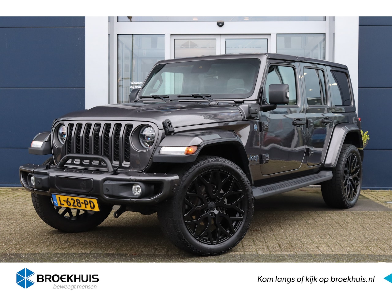 Jeep Wrangler Unlimited - 4xe 380-pk 80th Anniversary | 22'' Brute LMV | Camera V/A | Stuur + stoelverwarming | Alpi - AutoWereld.nl