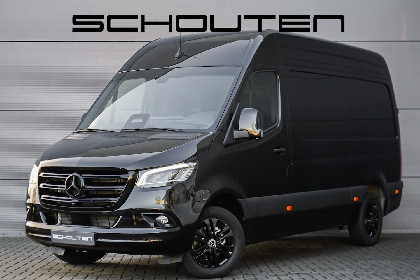 Mercedes-Benz Sprinter - 319 1.9 CDI L2H2 RWD Distronic 360° Black Pack Navi Trekhaak - AutoWereld.nl