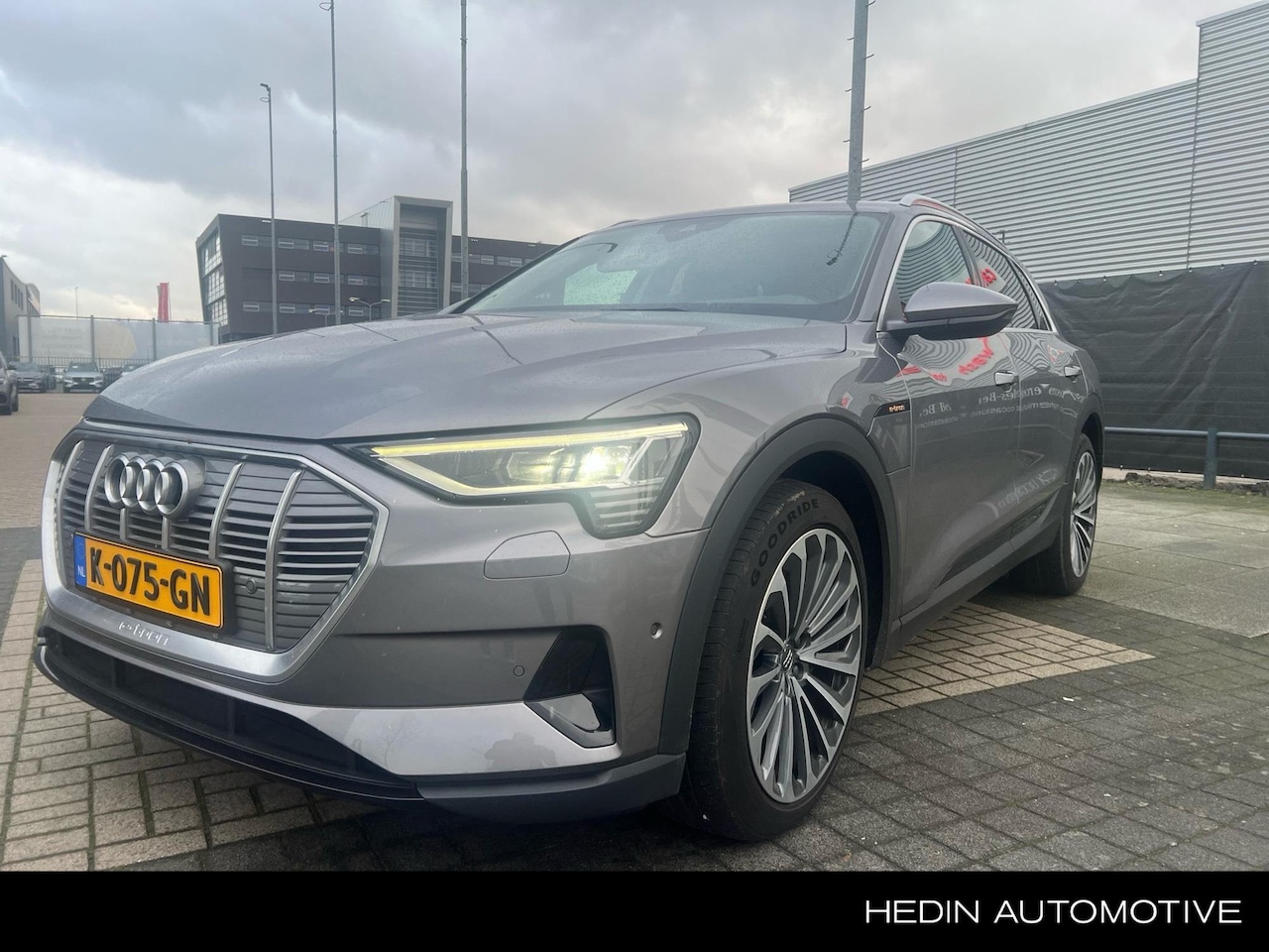 Audi e-tron - e-tron 50 quattro Launch edition 71 kWh - AutoWereld.nl