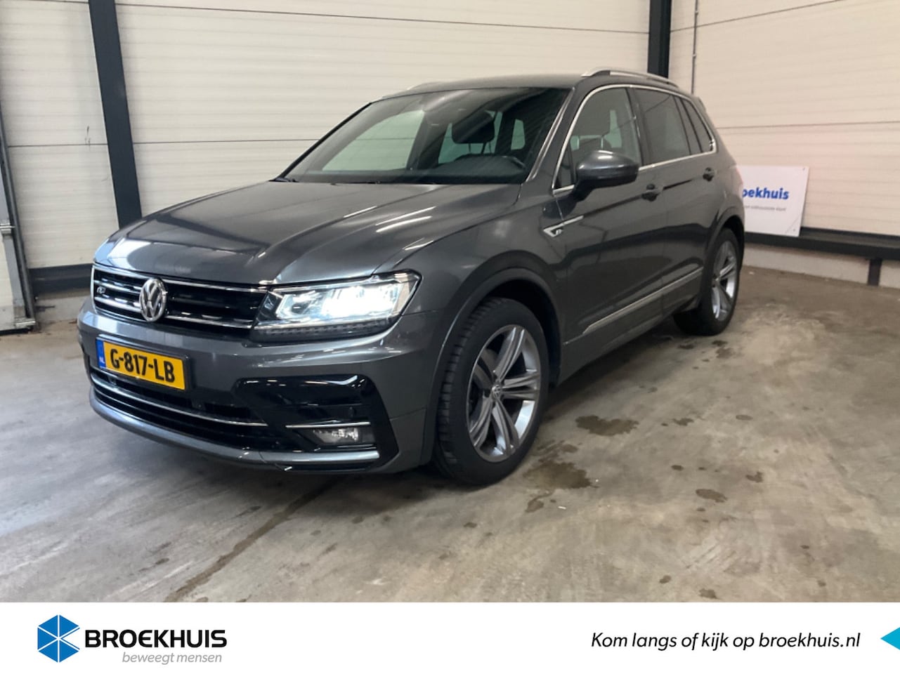 Volkswagen Tiguan - 1.5 TSI 131pk Comfortline Business | R-Line Exterieur | Adaptief Cruise control | Navigati - AutoWereld.nl