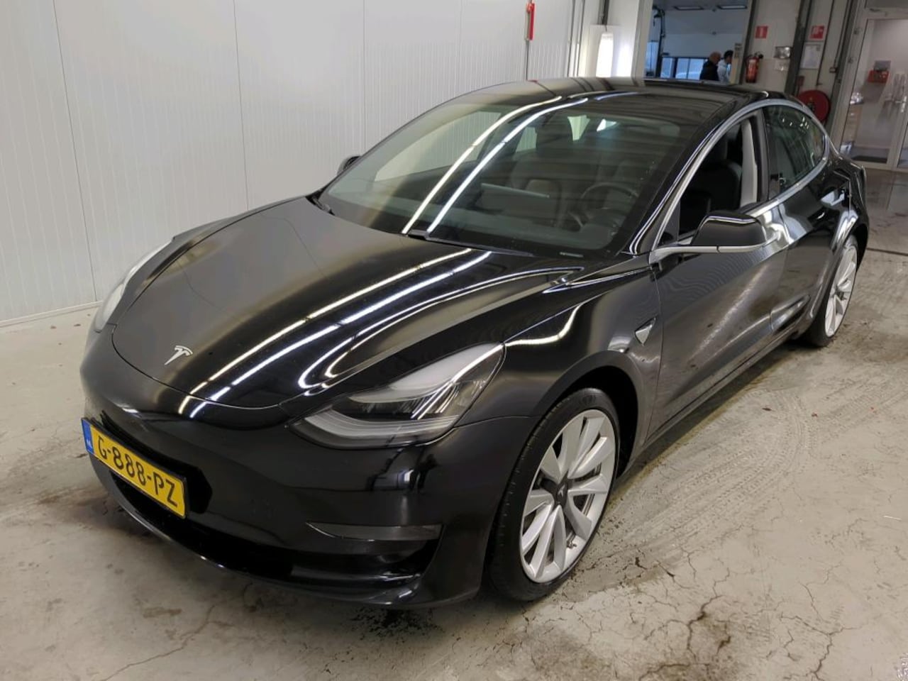 Tesla Model 3 - Long-Range AWD 351pk 75 kWh [ AUTOPILOT+19'' LMV+620KM WLTP+PREMIUM AUDIO ] - AutoWereld.nl