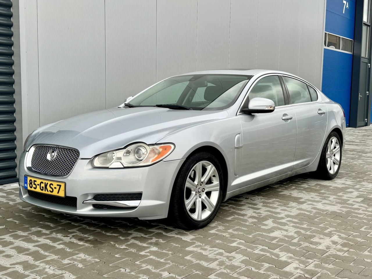 Jaguar XF - 2.7D V6 Premium Luxury 2.7D V6 Premium Luxury - AutoWereld.nl