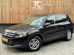 Volkswagen Tiguan - 1.4 TSI Easyline 122pk | Navi | Stoelverwarming | Trekhaak | Getint Glas | Parkeersensoren