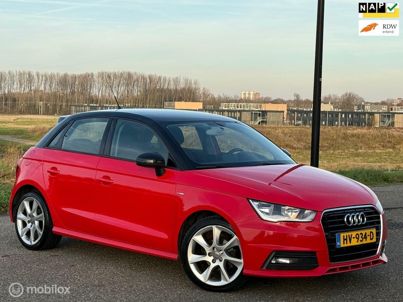 Audi A1 Sportback - 1.0 TFSI Line 2e Eignr| Airco| Cruise| Nav - AutoWereld.nl