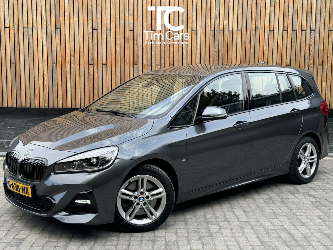 BMW 2-serie Gran Tourer - 220i M-sport 7-persoons Automaat | Achteruitrijcamera | Navigatie Proffesional | Sportstoe - AutoWereld.nl