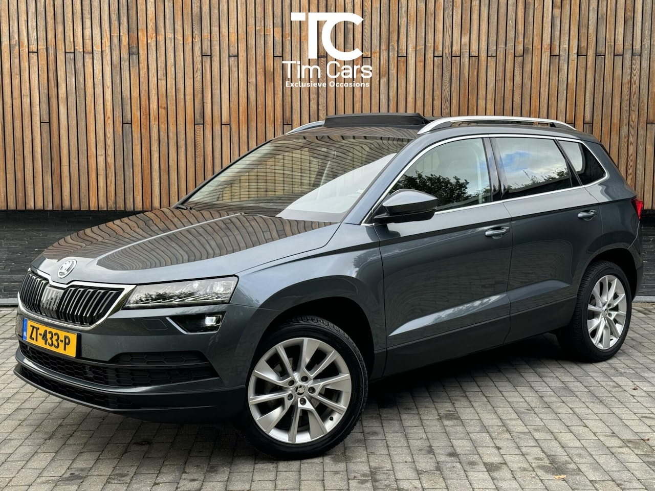 Skoda Karoq - 1.5 TSI Style DSG Automaat | Panoramadak | LED verlichting | Cruise control adaptief | Ele - AutoWereld.nl