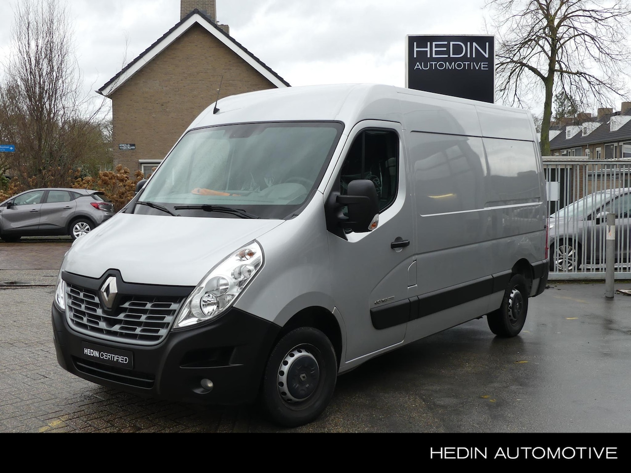 Renault Master - T35 2.3 dCi L2H2 | R-Link Multimedia & Navigatie | Parkeersensoren | Climate Control | Cru - AutoWereld.nl